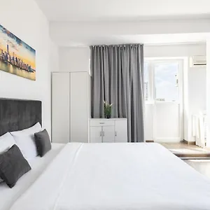 Apartment Downtown Victoria By Citybookings