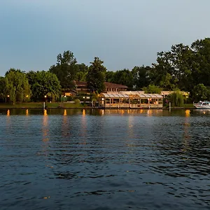 Hotel Herastrau, Boekarest