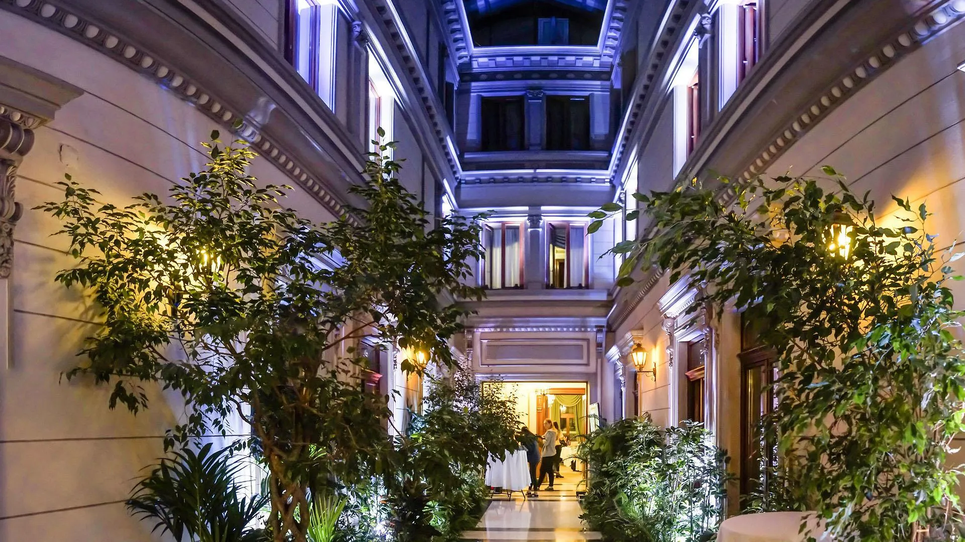 Hotel Casa Capsa Bucharest